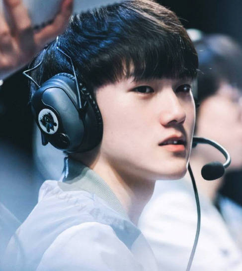 库里的牵引 库里的牵引